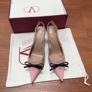 Valentino Women Pink Leather Pointed Toe Pumps