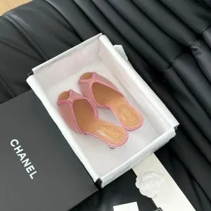 Chanel Women Pink Leather Kitten Heel Mules