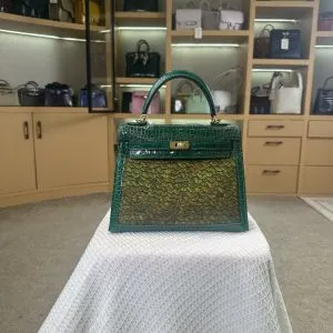 Hermes Kelly 25cm Emerald Green Gold Hardware