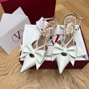 Valentino Women White Leather Bow Accent Pumps