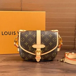 Louis Vuitton Saumur BB in Monogram
