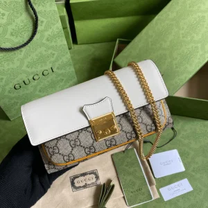 Gucci Clutch Women’s Crossbody Bag with High Quality Monogram Pattern 19x10cm