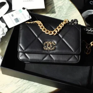Chanel Woc C19 Handbag Woman’s Lock Gold Black 19cm