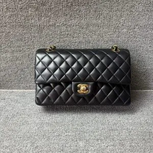 Chanel Classic Flap bag Lambskin Black Gold Hardware