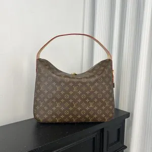 Louis Vuitton Slouchy MM bag in Monogram canvas